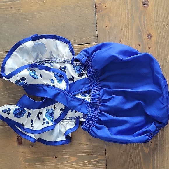 SHEIN Blue and White Floral Bodysuit - Picture 2 of 4